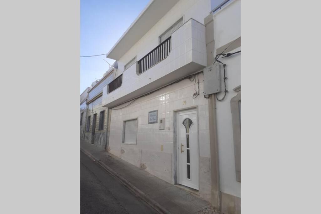A Casa Da Avo Dina Apartment Fuzeta Exterior photo